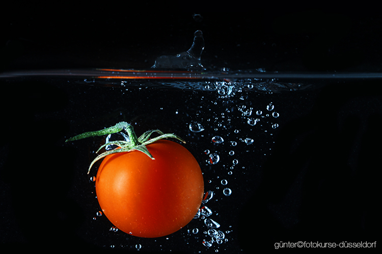 Makrofotografie - Die Tomate im richtigen Licht setzen -Fotokurse Düsseldorf